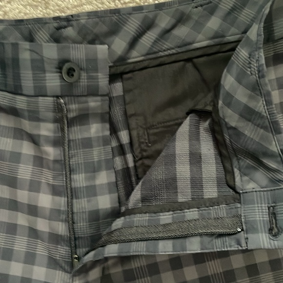 Nike Golf Dri-Fit shorts - Picture 4 of 7